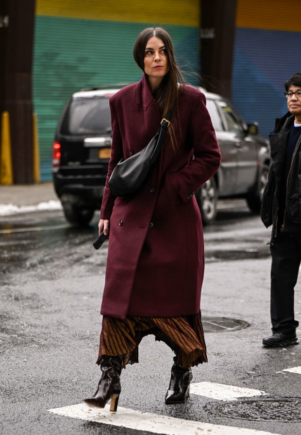 Florence Dark Chic – płaszcz w stylu Moniki Olejnik 2025/26