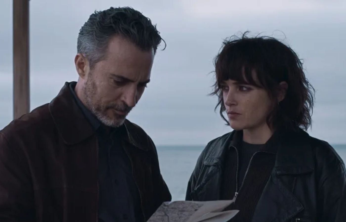 9 thrillerów na Netflix wartych obejrzenia