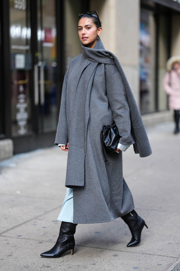 Sculptural Scarf Coat – płaszcz z wybiegów w wersji sieciówkowej