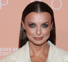 Kasia Sokołowska w koszuli cloud dancer
