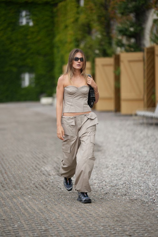Gorpharcore – nowy outdoorowy styl cool girls