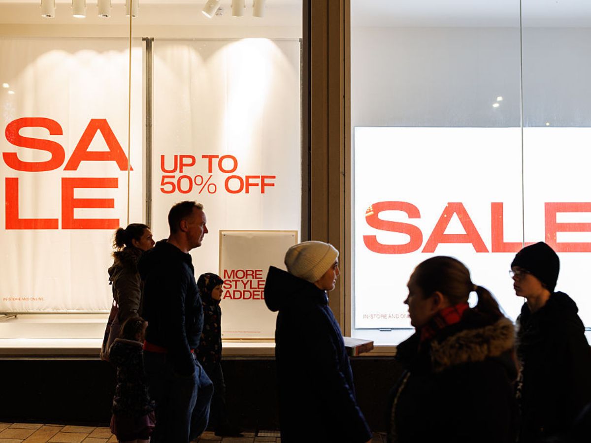 Dwurzędowy melanżowy płaszcz z futrzaną etolą i domieszką wełny znalazłam w H&amp;M