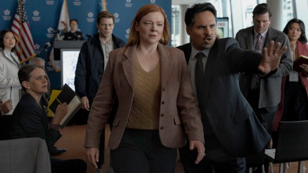 All-Her-Fault-Sarah-Snook-series