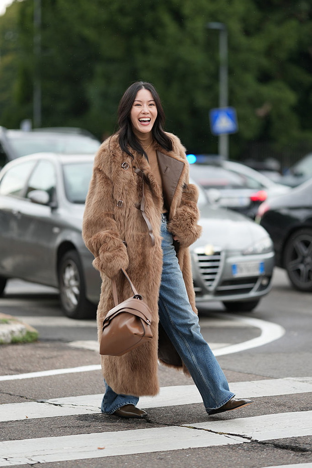 Street Style - Day 4 - Milan Fashion Week - Womenswear Spring/Summer 2026