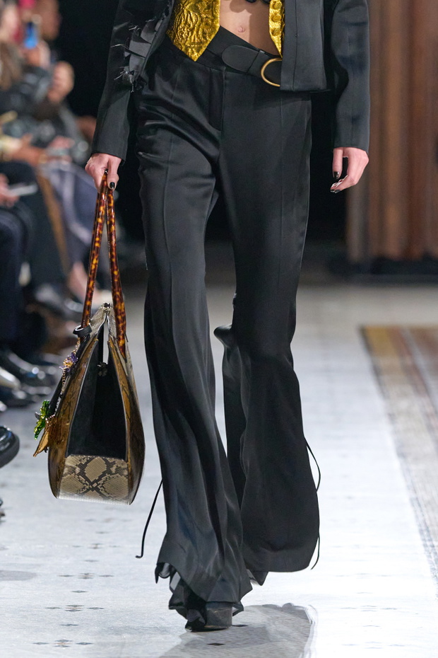 Nina Ricci clp S26 064