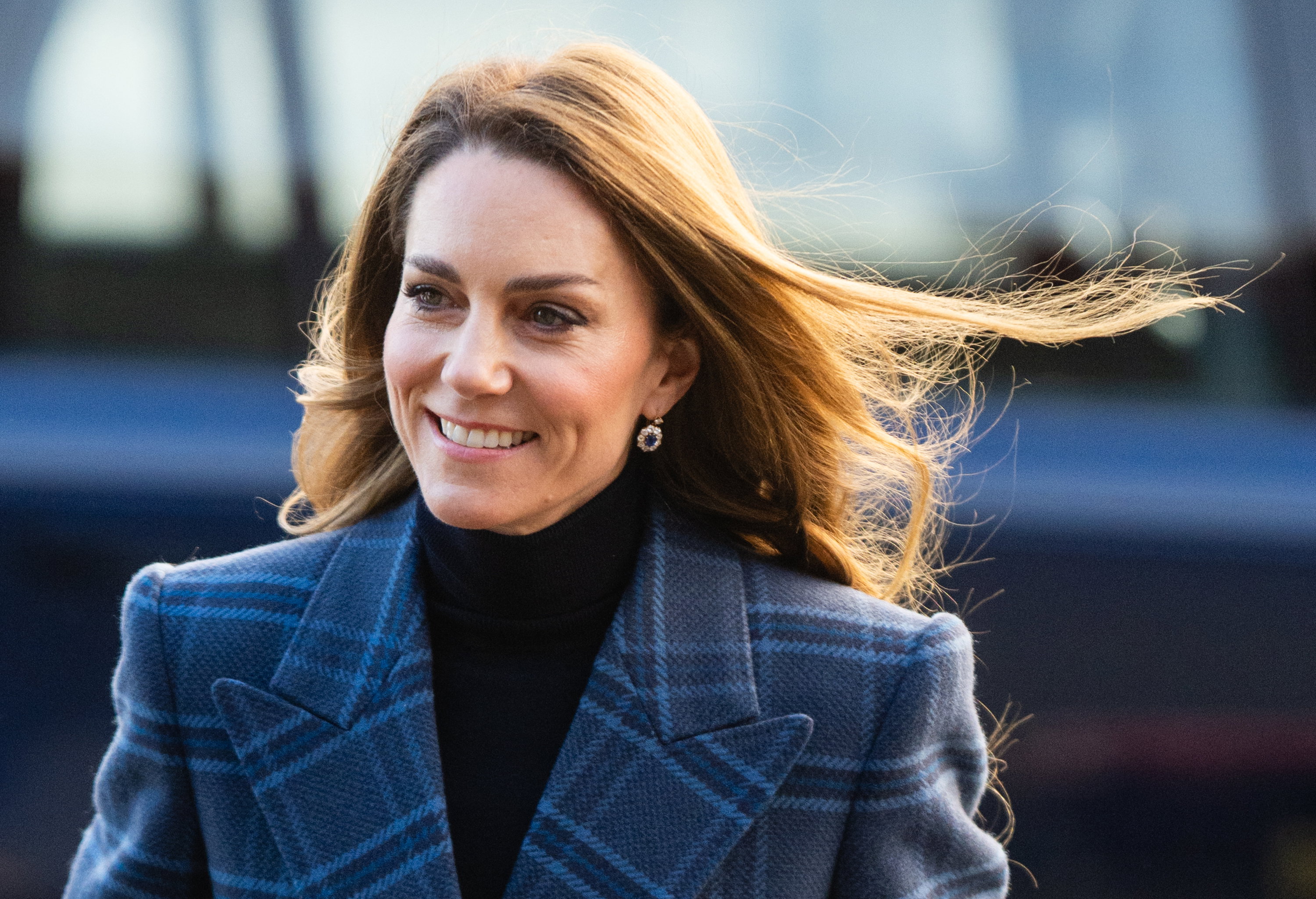 ksiezna Kate Middleton płaszczw kratę