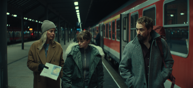 Zdemaskowani thriller
