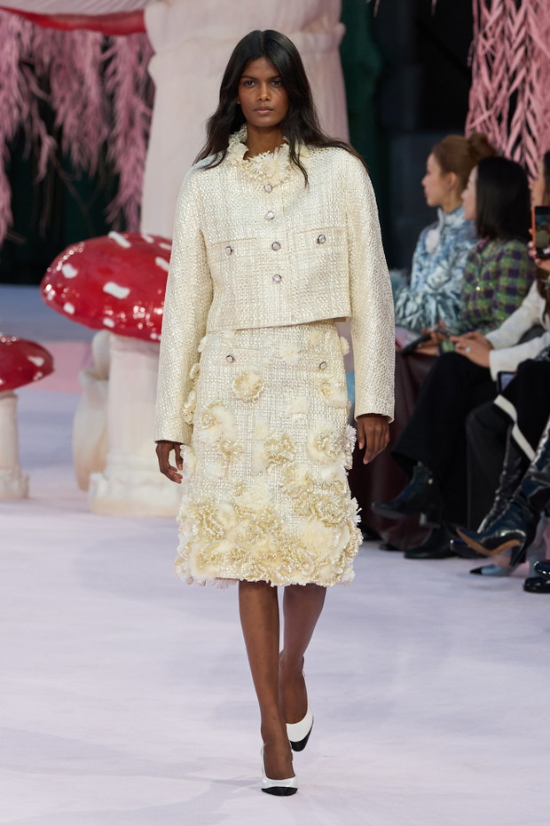 Chanel HC S26/Spotlight Launchmetrics