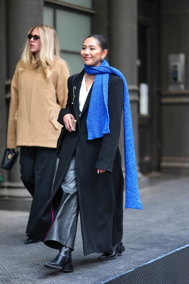 Statement Scarf – szalik XXL trend zimy 2025/2026