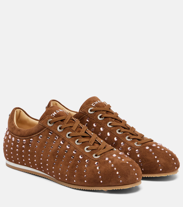 sneakers earth toned