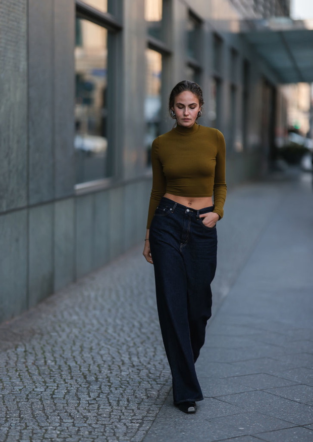 Street Style - Berlin Fashion Week - March 16, 2022