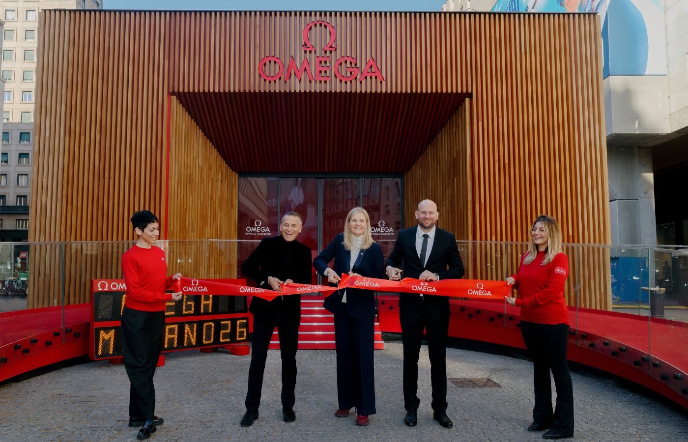 OMEGA rozświetla Mediolan podczas Milano Cortina 2026
