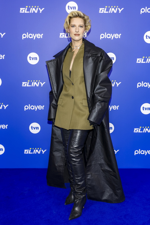 Leather grunge coat zamiast trencza. Płaszcz 2026