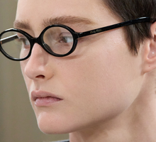 MIU MIU okulary w stylu "office siren"