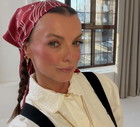 Kasia Sokołowska wybrała najmodniejszy dodatek 2026. Ma kolor "Ruby Noir"
