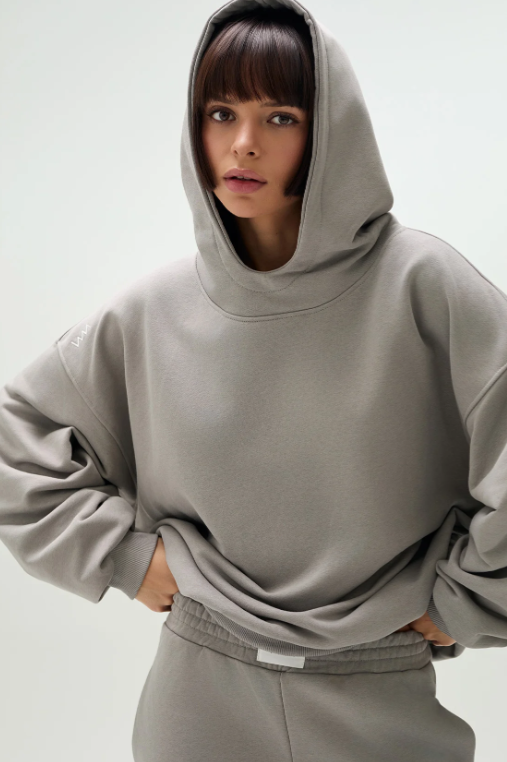 Minimalistyczny dres na co dzień