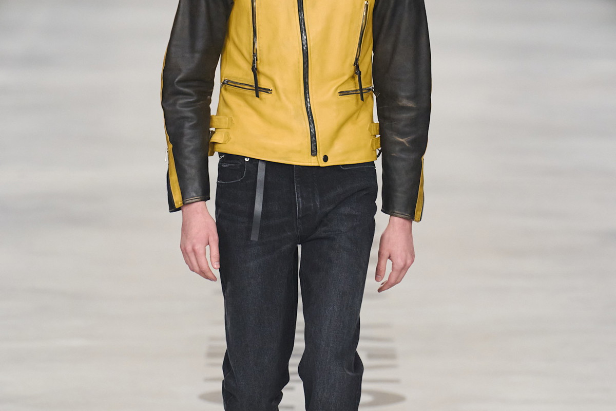 Fendi F26