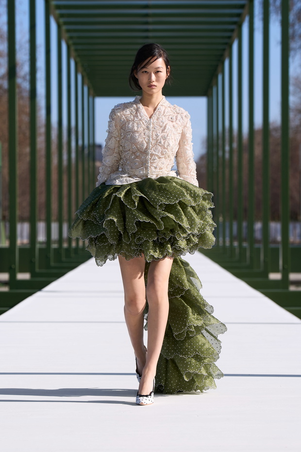 DIOR