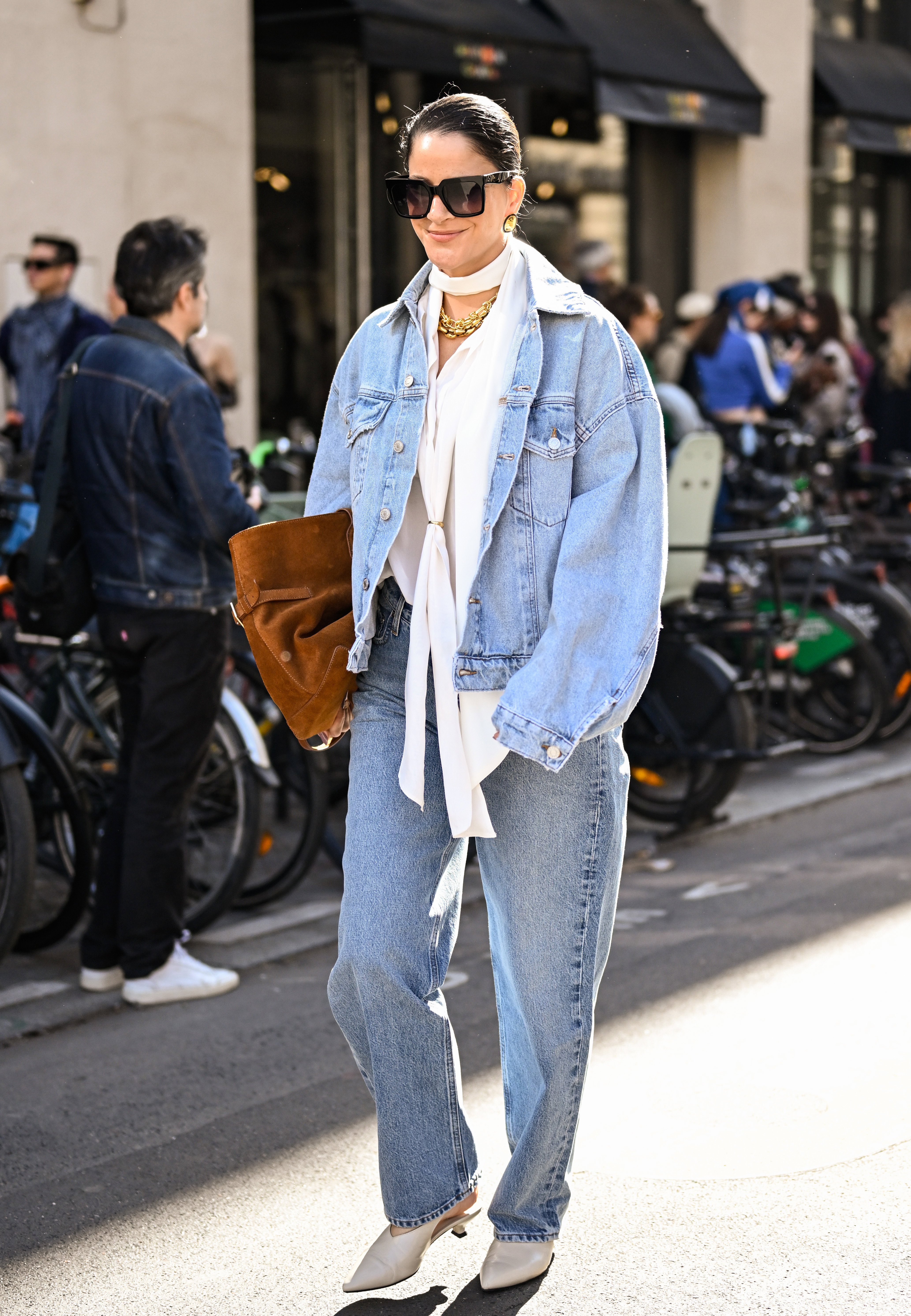 Street Style - Paris Fashion Week - Womenswear Fall/Winter 2025/2026 - Day Six