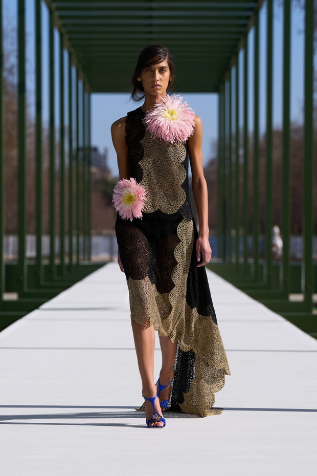 DIOR