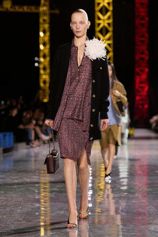 Chanel F26