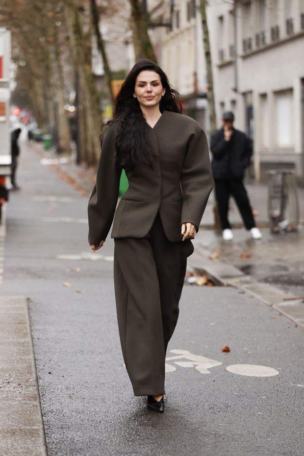 Hourglass blazer