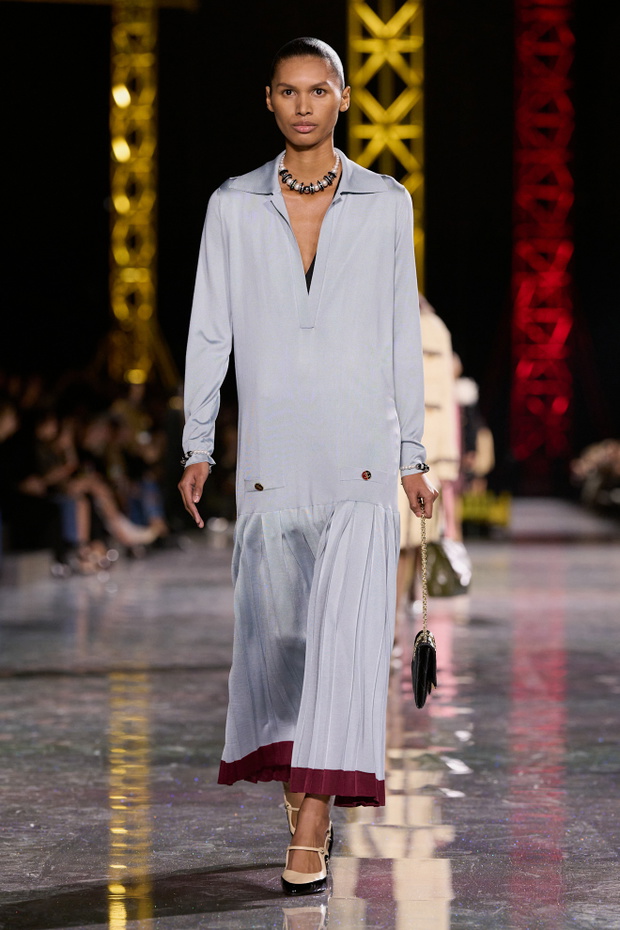 Chanel F26