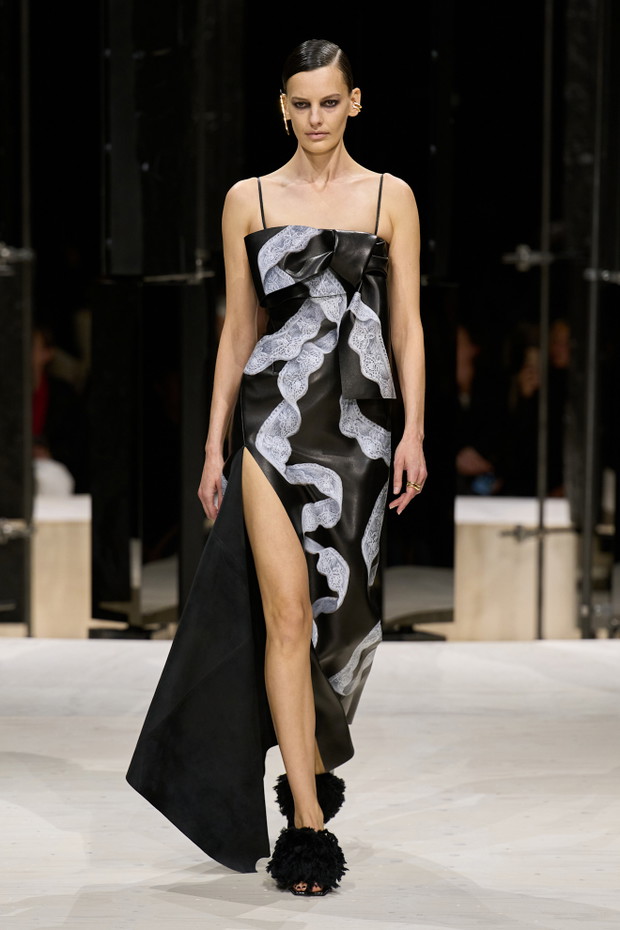 Givenchy F26