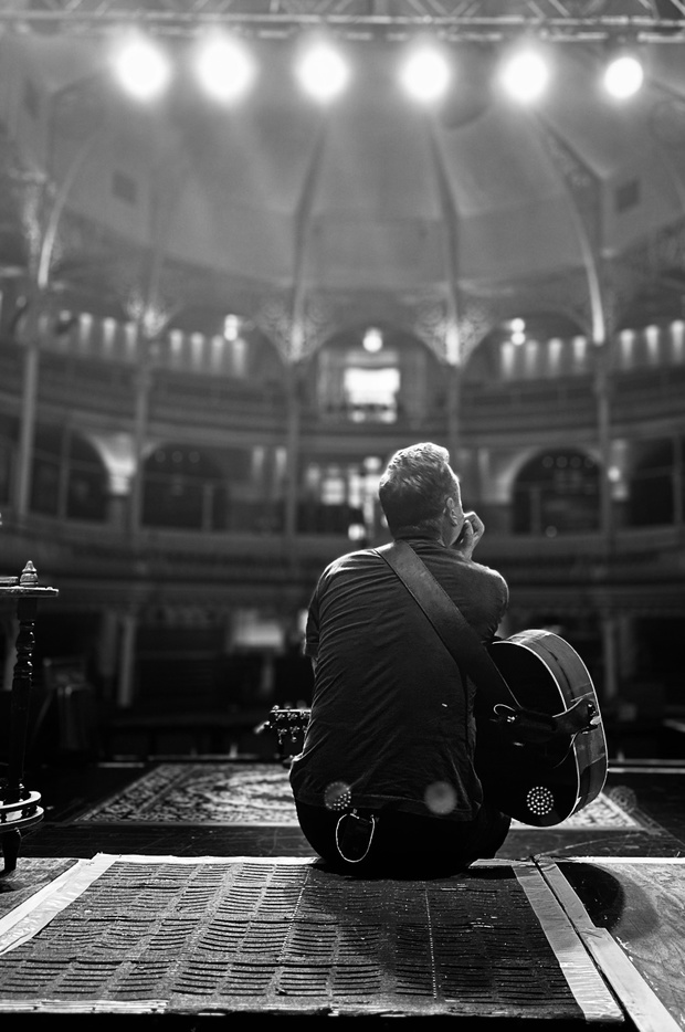 Kiefer Sutherland Tour 1