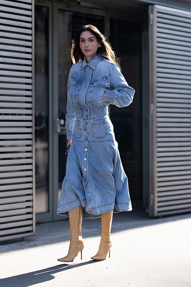 Street Style - Paris Fashion Week - Womenswear Fall/Winter 2026/2027 - Day 8