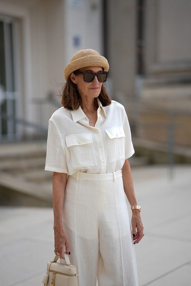 Lniana koszula 2026. Soft tailoring w biurze