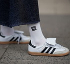 sneakersy