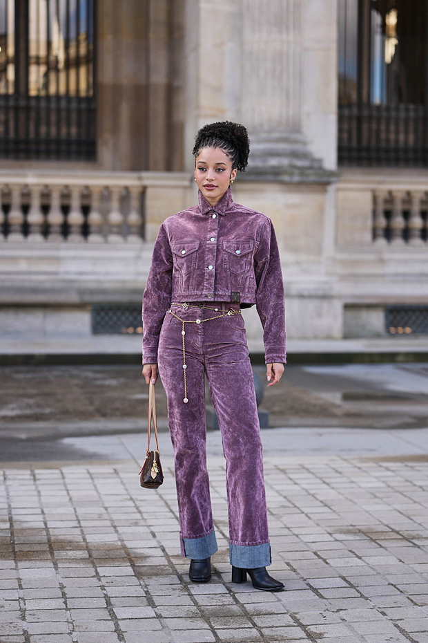 Street Style - Paris Fashion Week - Womenswear Fall/Winter 2026/2027 - Day 9