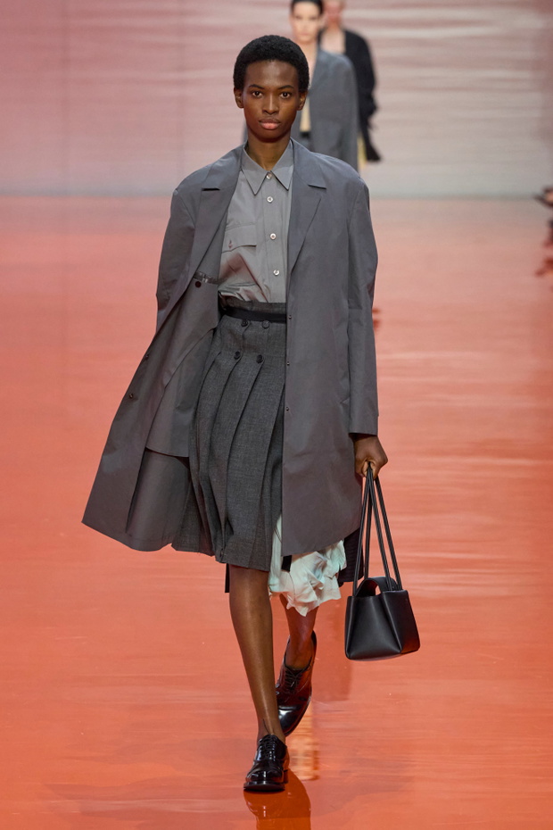 Prada S26 035