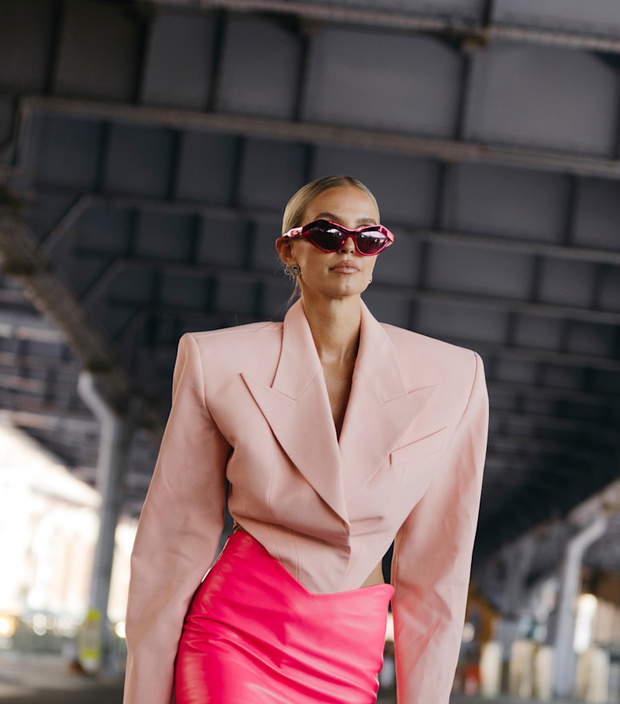 Spódnica w kolorze "Brink Pink"