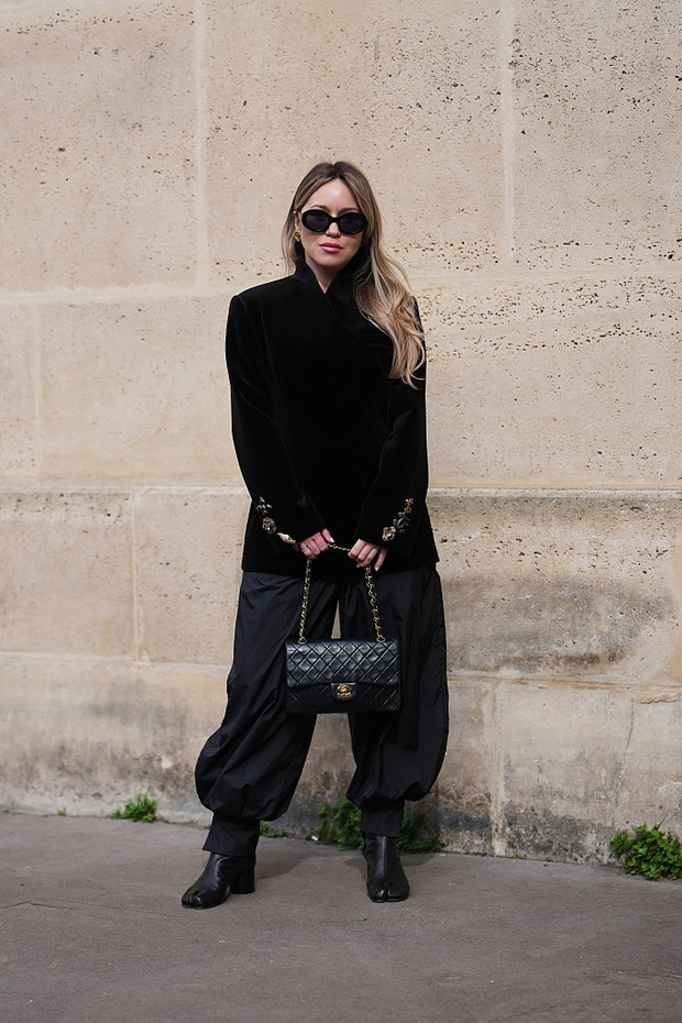 Street Style - Paris Fashion Week - Womenswear Fall/Winter 2026/2027 - Day 6
