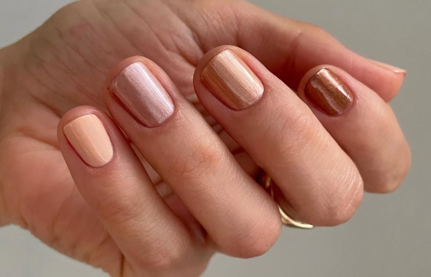 Manicure slip dress nails