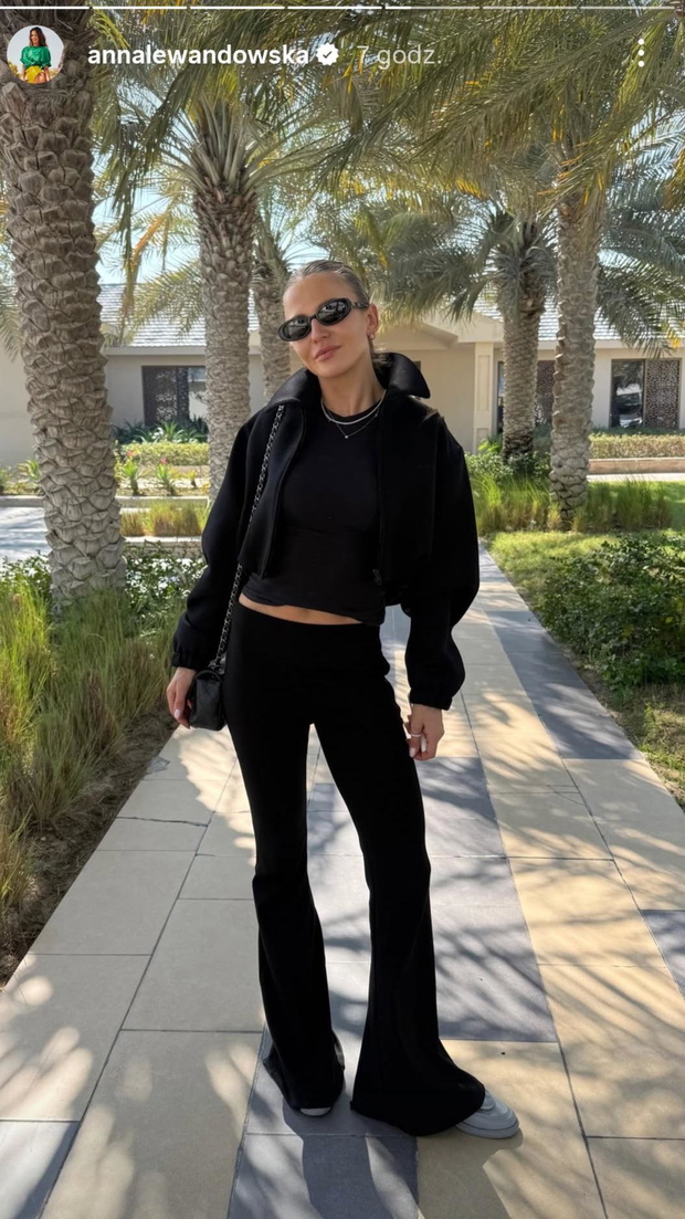 Flare jegging zamiast legginsów. Trend athleisure 2026