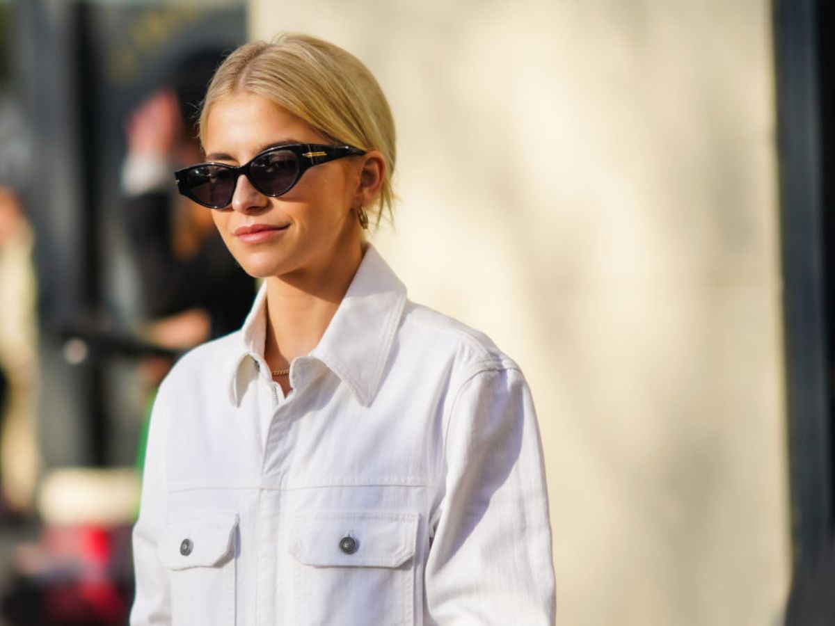 Jeansowa sukienka w kolorze „pearl blanche” z H&amp;M to mój nowy must-have do balerinek na wiosnę 2026