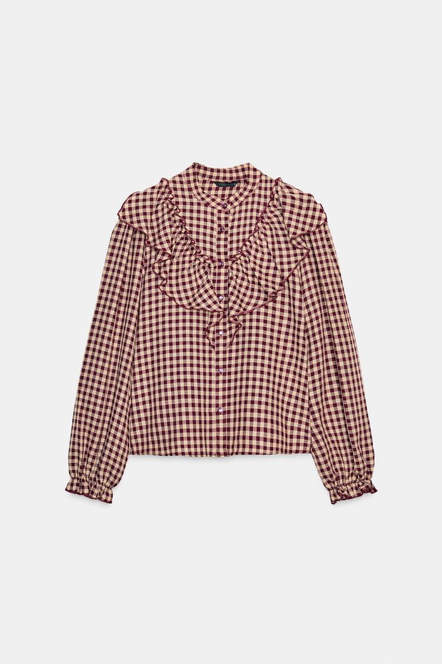 Gingham blouse vs poetcore. Trend koszulowy na wiosnę 2026