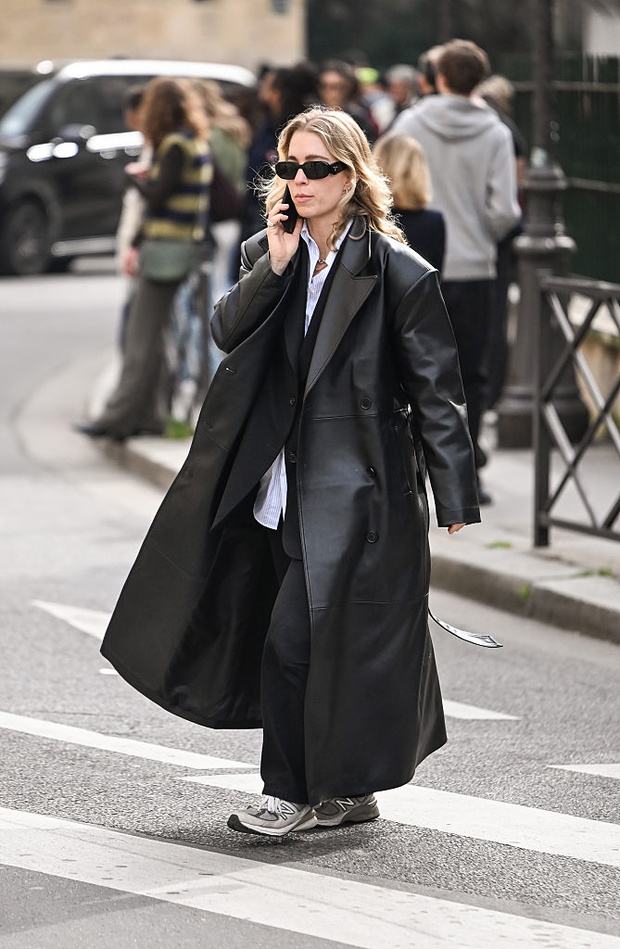 Street Style - Paris Fashion Week - Womenswear Fall/Winter 2026/2027 - Day 6