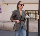 Plaid blazer – trend wiosny 2026: krata w miejskim wydaniu