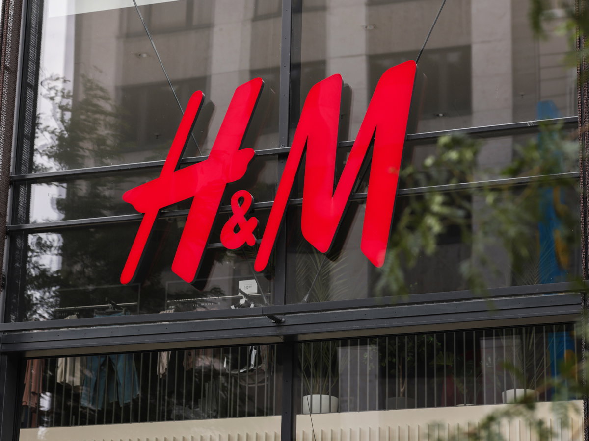 H&amp;M, wyprzedaż