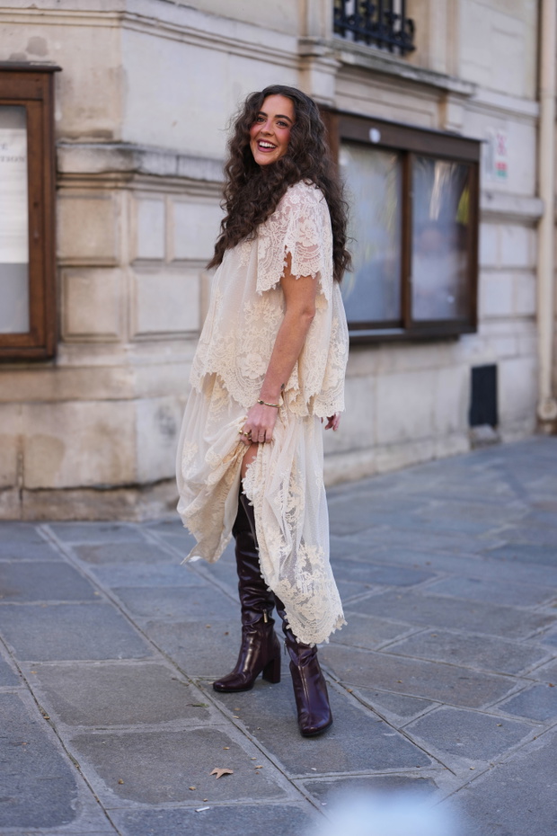 Street Style - Paris Fashion Week - Womenswear Fall/Winter 2026/2027 - Day 8