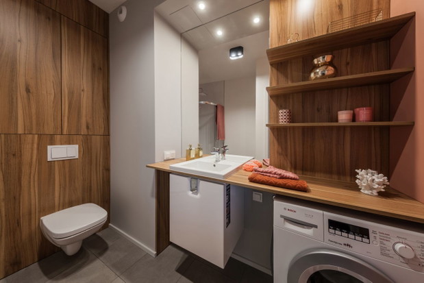 Mieszkanie w kolorze roku 2019 - Living Coral, projekt: pracownia KODO