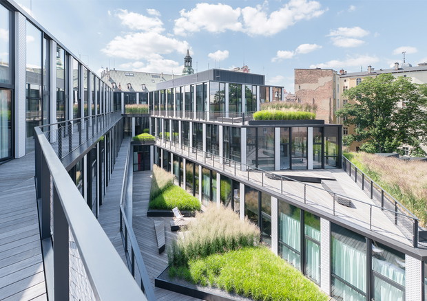 Biurowiec Za Bramką, Poznań, Ultra Architects