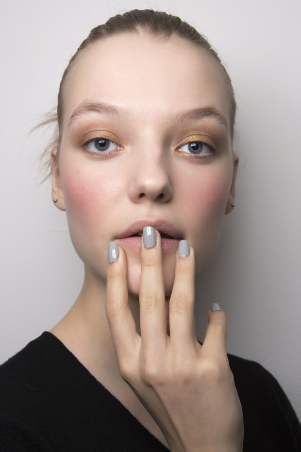 Modne paznokcie: manicure na jesień 2018. Prabal Gurung