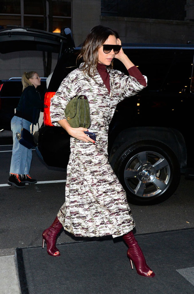 Victoria Beckham w butach typu peep toe