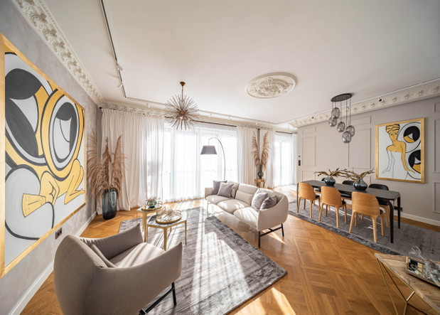 Apartament przy Foksal 13/15