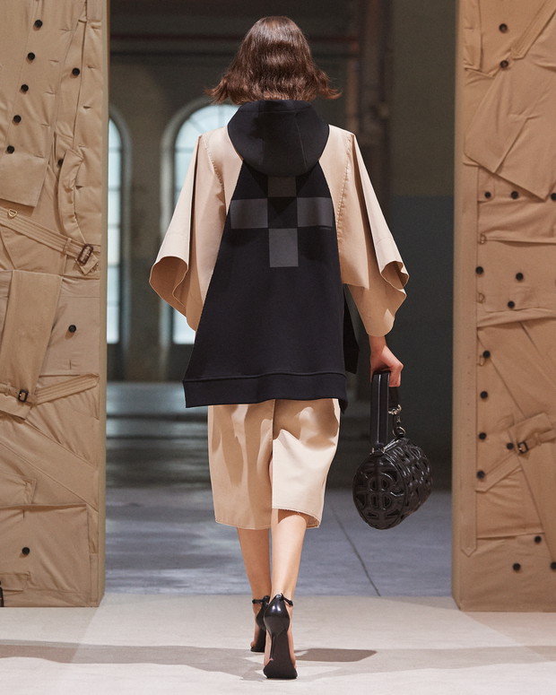 Burberry wiosna-lato 2022